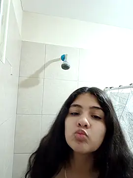 Snapshot of diosa_sofia19 chatting on 06.03.26 diosa sofia19 online show from 06.03.26