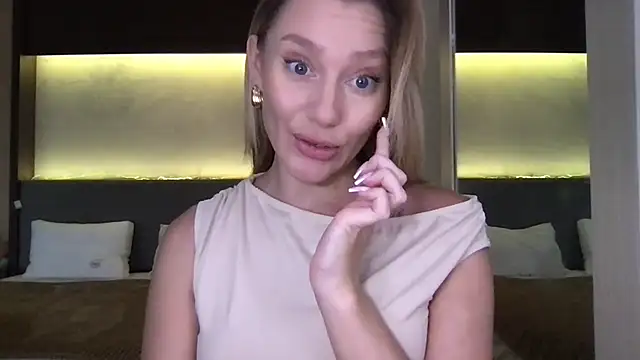 Snapshot of Stella_muse chatting on 02.24.26 Stella muse online show from 02.24.26