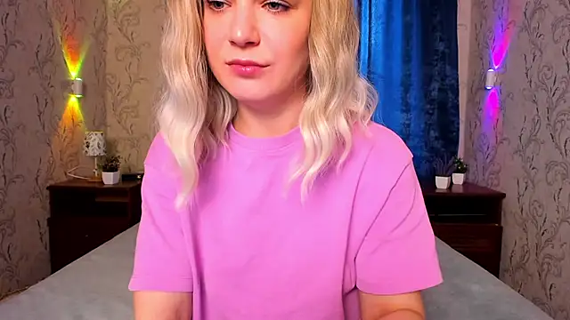 JessicaBeverly  online show from 06.17.26