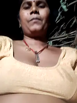 Hot di97 online show from 05.25.26