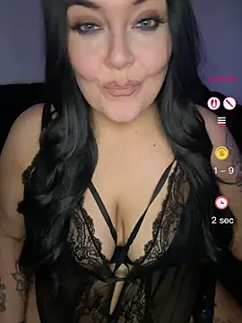 Snapshot of Miss_CurvesXXX chatting on 04.29.26 Miss CurvesXXX online show from 04.29.26