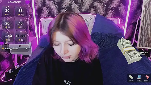 Ashley Veil online show from 04.06.26