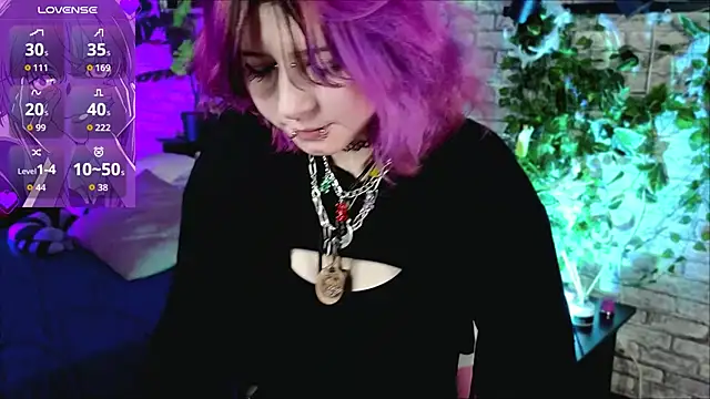 Ashley Veil online show from 04.16.26