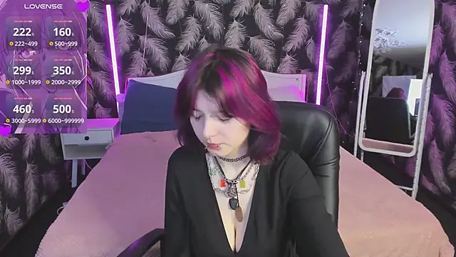 Snapshot of Ashley_Veil chatting on 04.28.26 Ashley Veil online show from 04.28.26