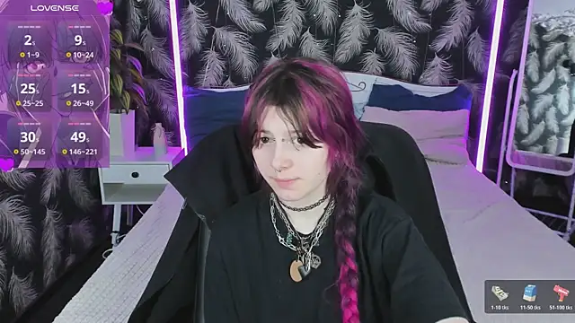 Snapshot of Ashley_Veil chatting on 05.11.26 Ashley Veil online show from 05.11.26