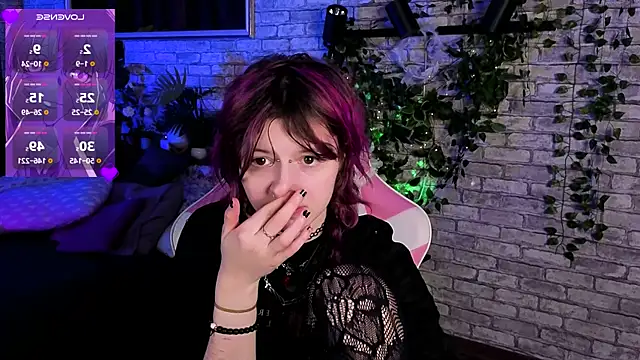 Snapshot of Ashley_Veil chatting on 05.19.26 Ashley Veil online show from 05.19.26