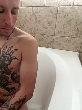 Snapshot of brngitdwn chatting on 01.17.26 brngitdwn online show from 01.17.26