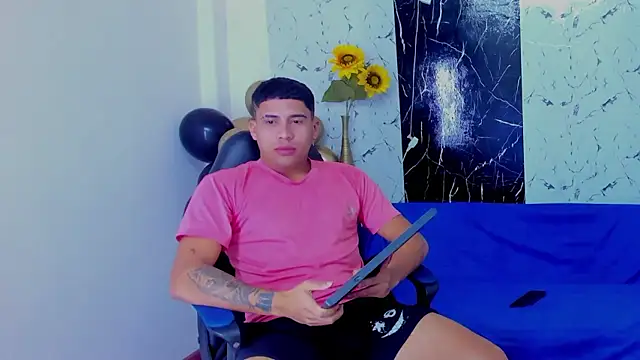 Snapshot of Franco_ferrer chatting on 01.12.26 Franco ferrer online show from 01.12.26