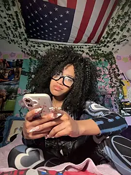 Snapshot of lifeoftt_19xx chatting on 02.18.26 lifeoftt 19xx online show from 02.18.26