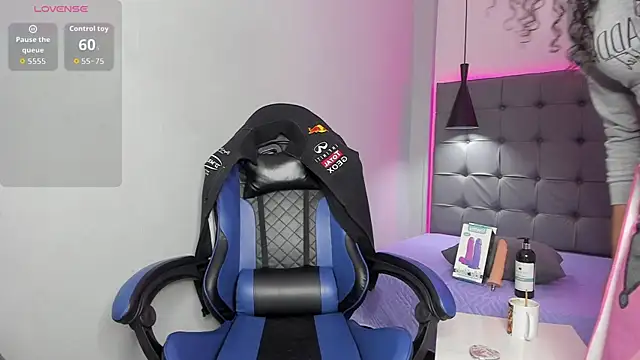 scarletcherry18 online show from 03.27.26