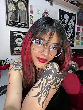 Snapshot of neo_vampy chatting on 02.27.26 neo vampy online show from 02.27.26