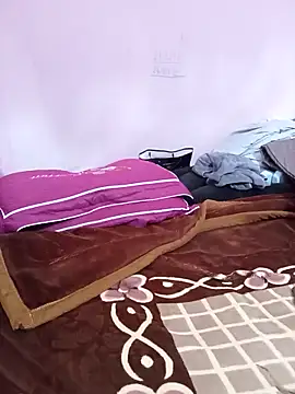 Phoebe-e online show from 03.13.26