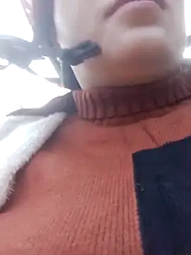 Snapshot of LingLing002 chatting on 01.13.26 LingLing002 online show from 01.13.26