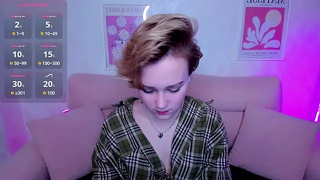 Ellie Heavenly online show from 02.08.26