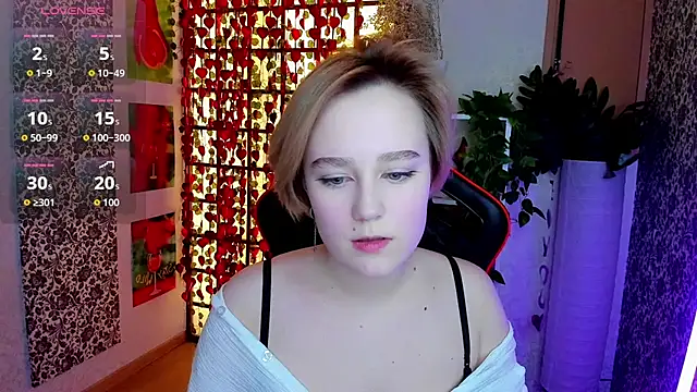 Ellie Heavenly online show from 02.27.26