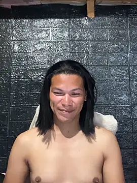 HugeAgatha online show from 03.16.26