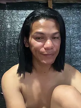 HugeAgatha online show from 03.22.26