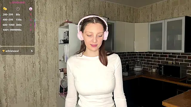 Snapshot of ChrisAmott chatting on 02.03.26 ChrisAmott online show from 02.03.26