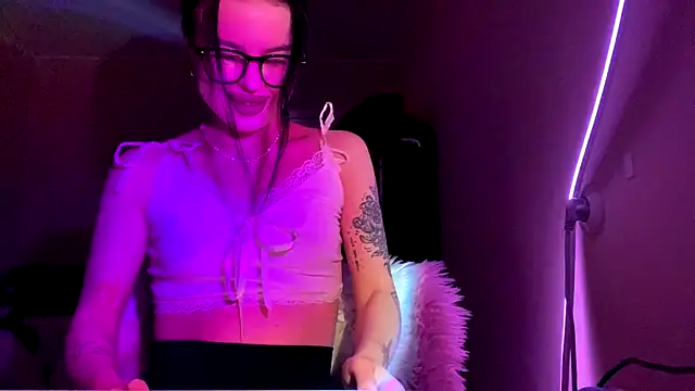 AkilahMilke online show from 01.14.26