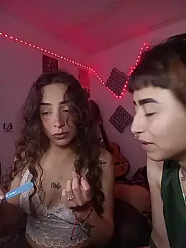 AlexxaAndRileyy online show from 07.05.26