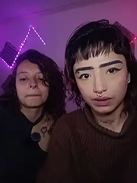 AlexxaAndRileyy online show from 07.14.26