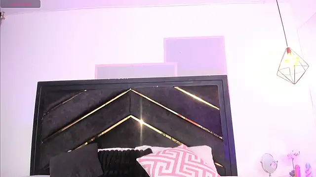 april jones05 online show from 04.17.26