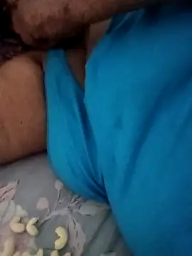 Snapshot of gessydiy chatting on 02.21.26 gessydiy online show from 02.21.26