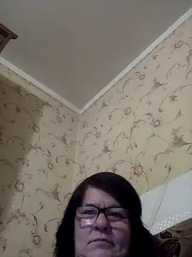 Snapshot of NysiOlsen chatting on 01.17.26 NysiOlsen online show from 01.17.26