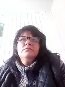 Snapshot of NysiOlsen chatting on 01.19.26 NysiOlsen online show from 01.19.26