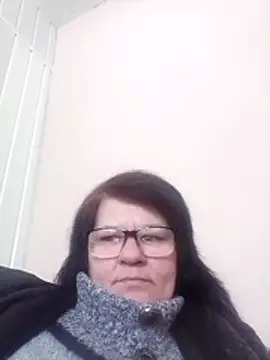 Snapshot of NysiOlsen chatting on 02.02.26 NysiOlsen online show from 02.02.26