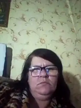 Snapshot of NysiOlsen chatting on 02.17.26 NysiOlsen online show from 02.17.26