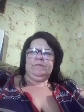 Snapshot of NysiOlsen chatting on 02.25.26 NysiOlsen online show from 02.25.26