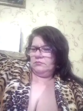 Snapshot of NysiOlsen chatting on 04.23.26 NysiOlsen online show from 04.23.26
