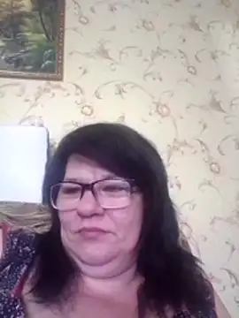 Snapshot of NysiOlsen chatting on 04.26.26 NysiOlsen online show from 04.26.26