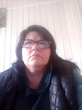 Snapshot of NysiOlsen chatting on 04.30.26 NysiOlsen online show from 04.30.26