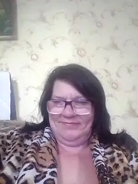 Snapshot of NysiOlsen chatting on 05.04.26 NysiOlsen online show from 05.04.26