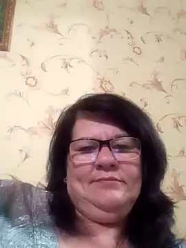 Snapshot of NysiOlsen chatting on 05.19.26 NysiOlsen online show from 05.19.26