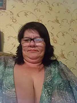 Snapshot of NysiOlsen chatting on 05.28.26 NysiOlsen online show from 05.28.26