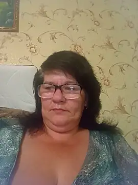 NysiOlsen online show from 07.08.26