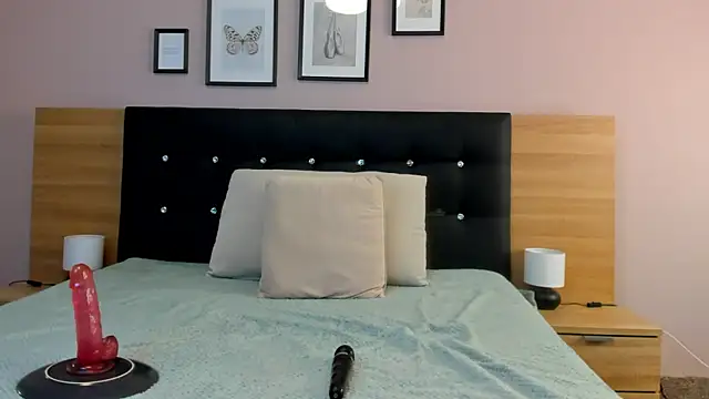 Snapshot of vicky_squirtz chatting on 01.14.26 vicky squirtz online show from 01.14.26