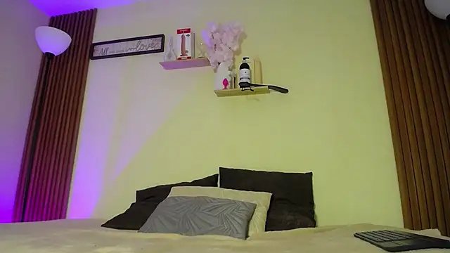 Scarlett ross  online show from 02.05.26