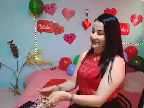 Snapshot of talia_mystic chatting on 02.14.26 talia mystic online show from 02.14.26