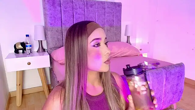 Lucy Carson  online show from 03.13.26