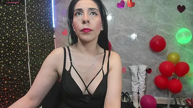 adellelennoxx online show from 02.18.26