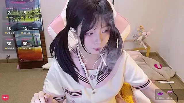 Qiqiiii-05 online show from 06.10.26