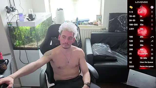 Rayzel White online show from 04.04.26