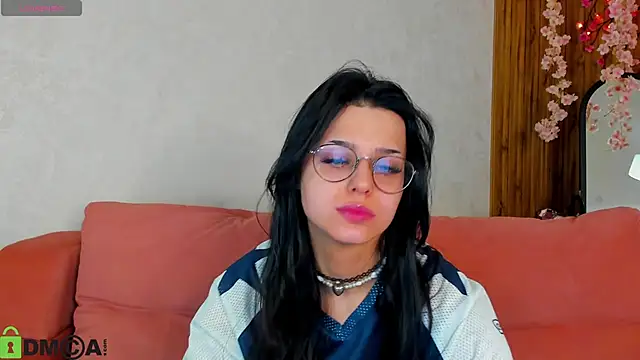 Leslie Wholsh online show from 03.05.26