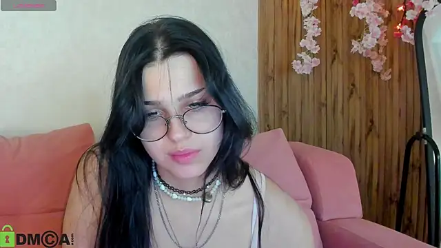 Leslie Wholsh online show from 04.12.26