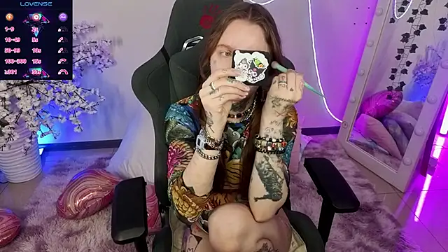 Snapshot of Lappyloo chatting on 02.19.26 Lappyloo online show from 02.19.26