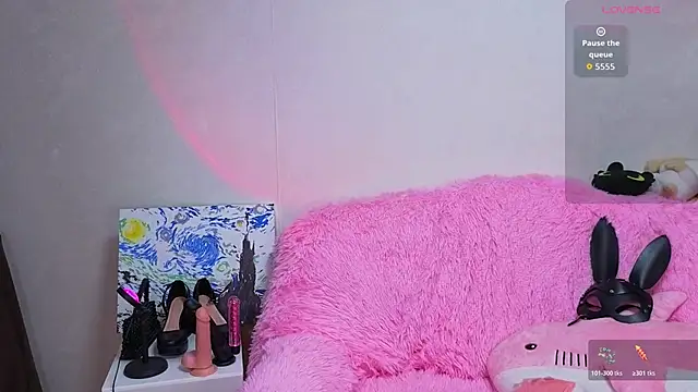 Catherine Karis online show from 03.23.26